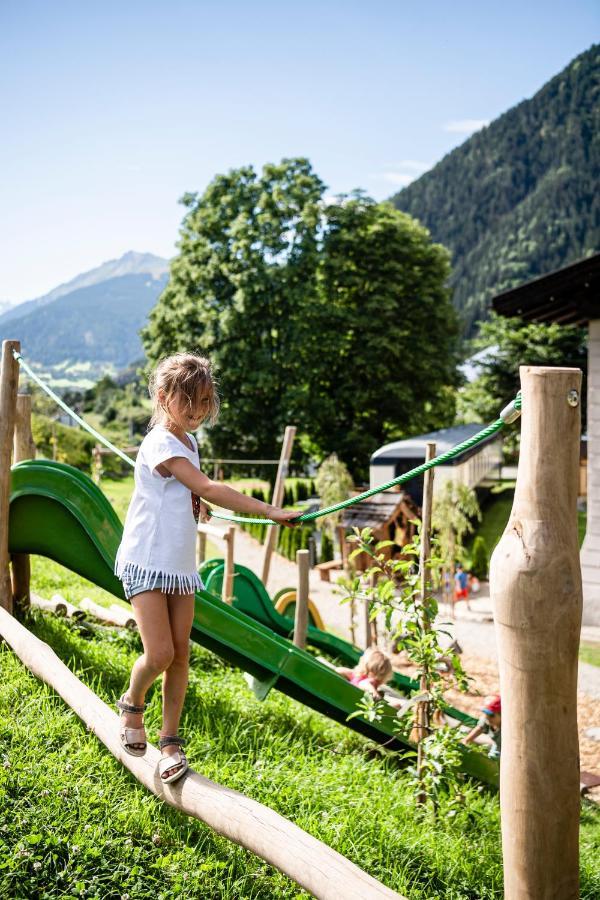 Hotel Lener Campo di Trens Bagian luar foto