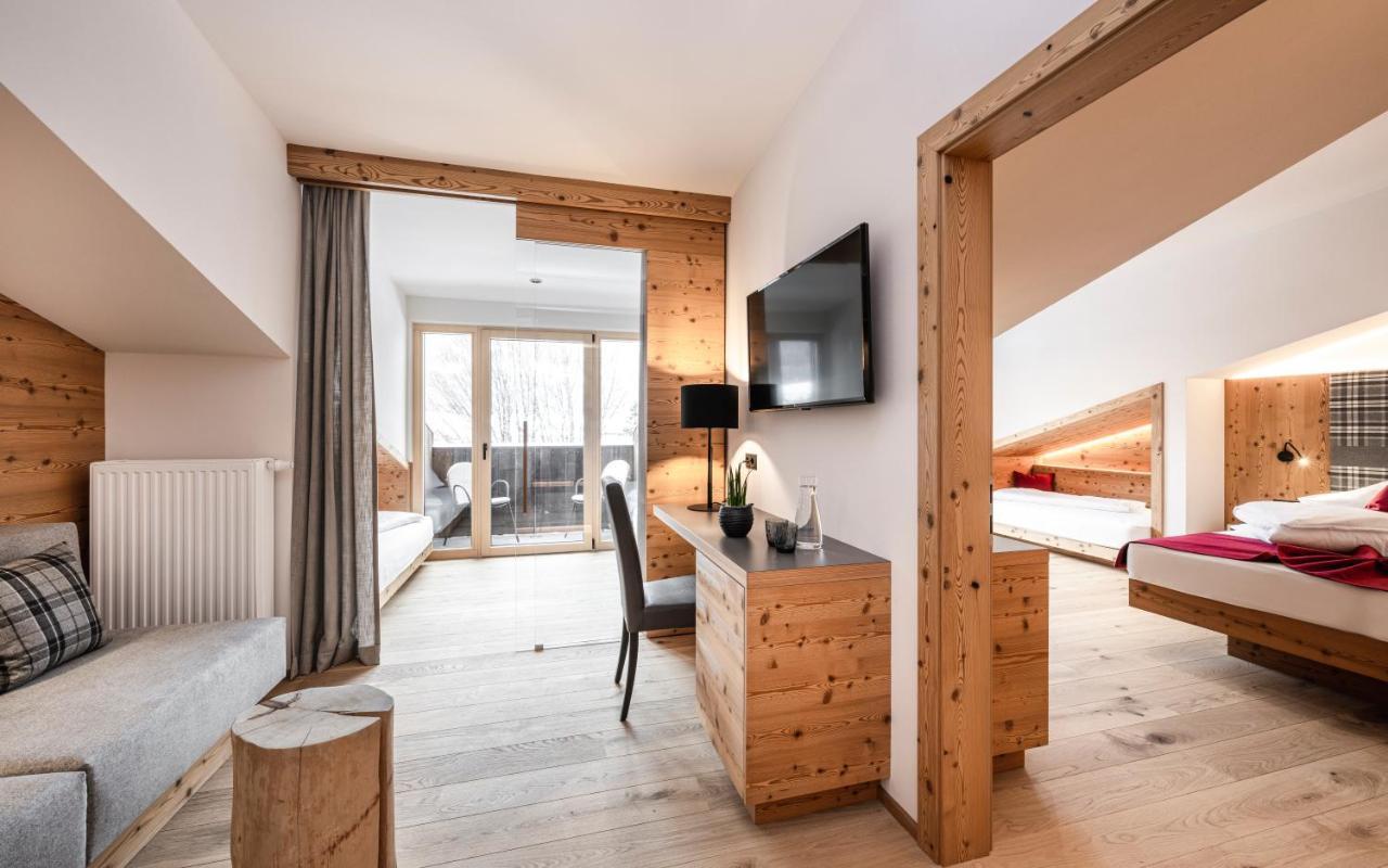 Hotel Lener Campo di Trens Bagian luar foto